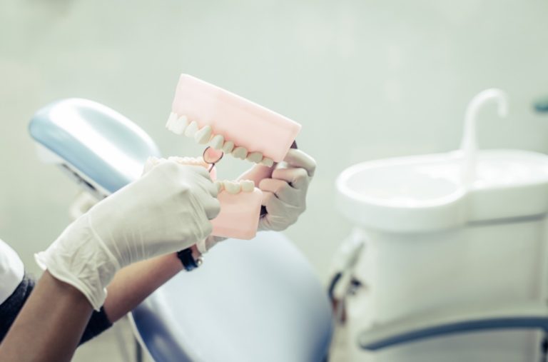 Long-Term Benefits of PMMA Dentures for Durable Dental Prosthetics